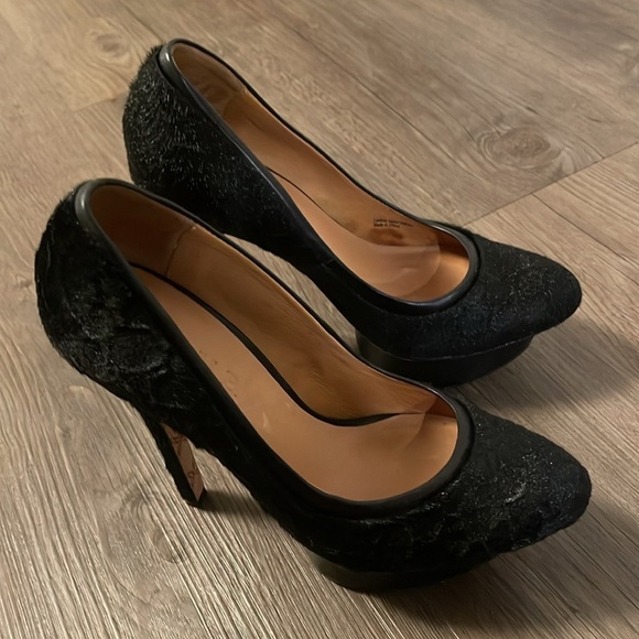 L.A.M.B Black Dyed Calf Hair Nikko Platform Heels Sz 6 - Picture 9 of 16